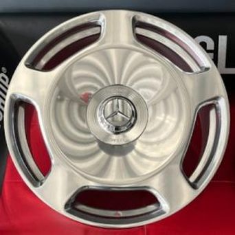 Replica Mercedes (MR8011/1) 8,5x20 5x112 ET35 DIA66,6 (polished)